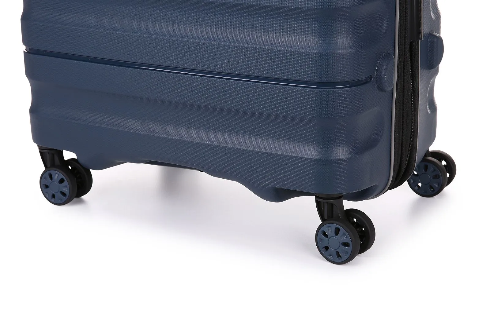 Antler - Lincoln Small 56cm Hardside 4 Wheel Suitcase - Navy