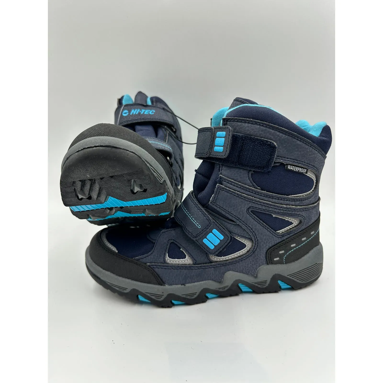 Big Kid Size 5 High Top Blue & Black Snow Boots, Ready for the Ultimate Elements