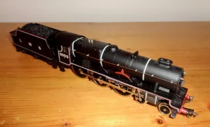 OO Gauge Airfix 54120-0 Royal Scots Fusilier LMS Livery 4-6-0 Locomotive Engine And Tender in Original Box